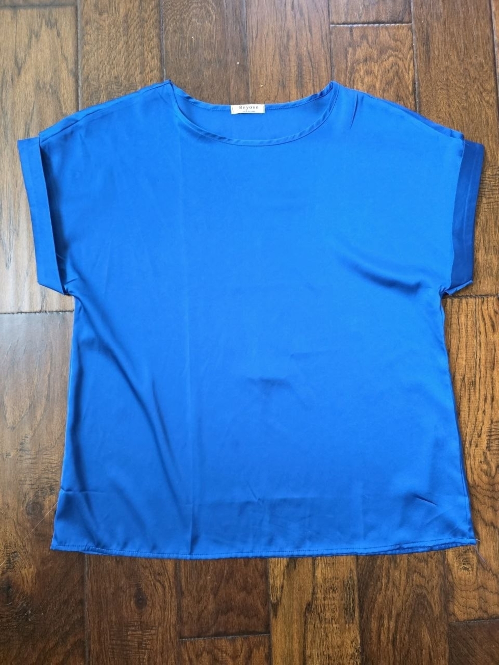 Bayse Women's Royal Blue Short Sleeve Satin Blouse Size L